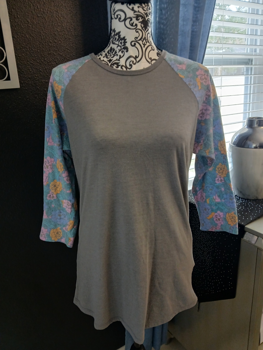 LuLaRoe Gray Raglan Tee with Pastel Floral Sleeves